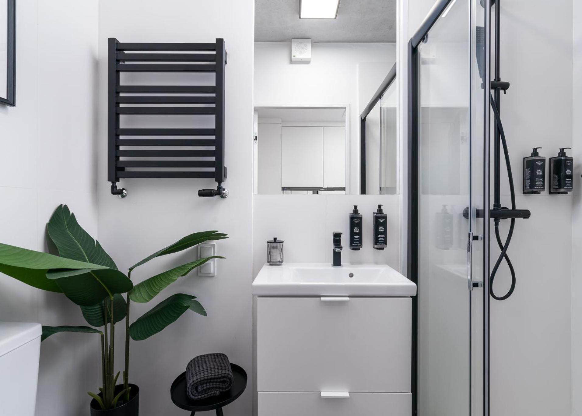 Apartments Wroc'Love By Me &301 Legnicka & Self Check-In 24H & Lift & Air Conditioning Wrocław Extérieur photo